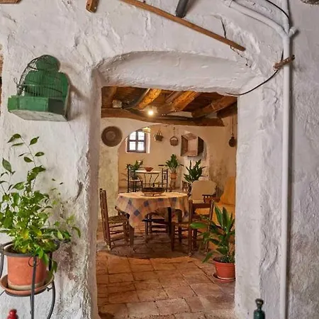 El Tragaluz I Country house Fuenteheridos